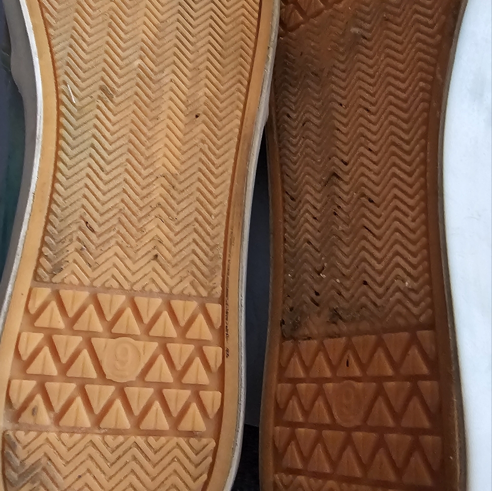 Colorful Slip-On Sneakers - Picture 2 of 2